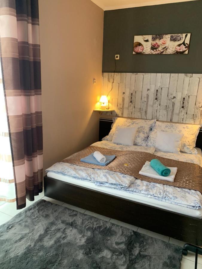 Furo-Lak 1 Apartman Hajdúszoboszló Exteriör bild